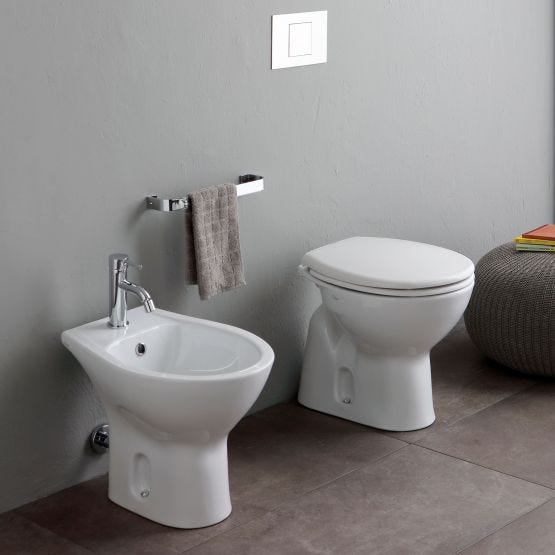 Vente en linge ensemble WC-bidet suspendus ou à poser